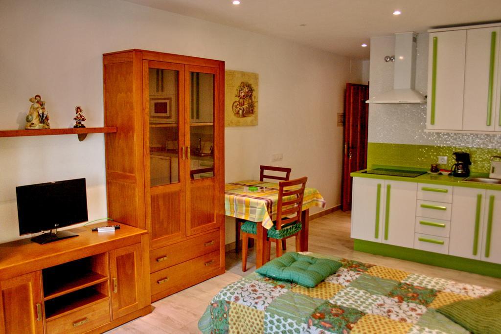 Apartamentos Turisticos Mirayuste Guadalupe  Rom bilde