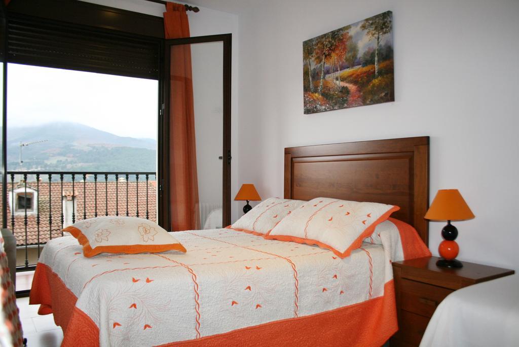 Apartamentos Turisticos Mirayuste Guadalupe  Rom bilde