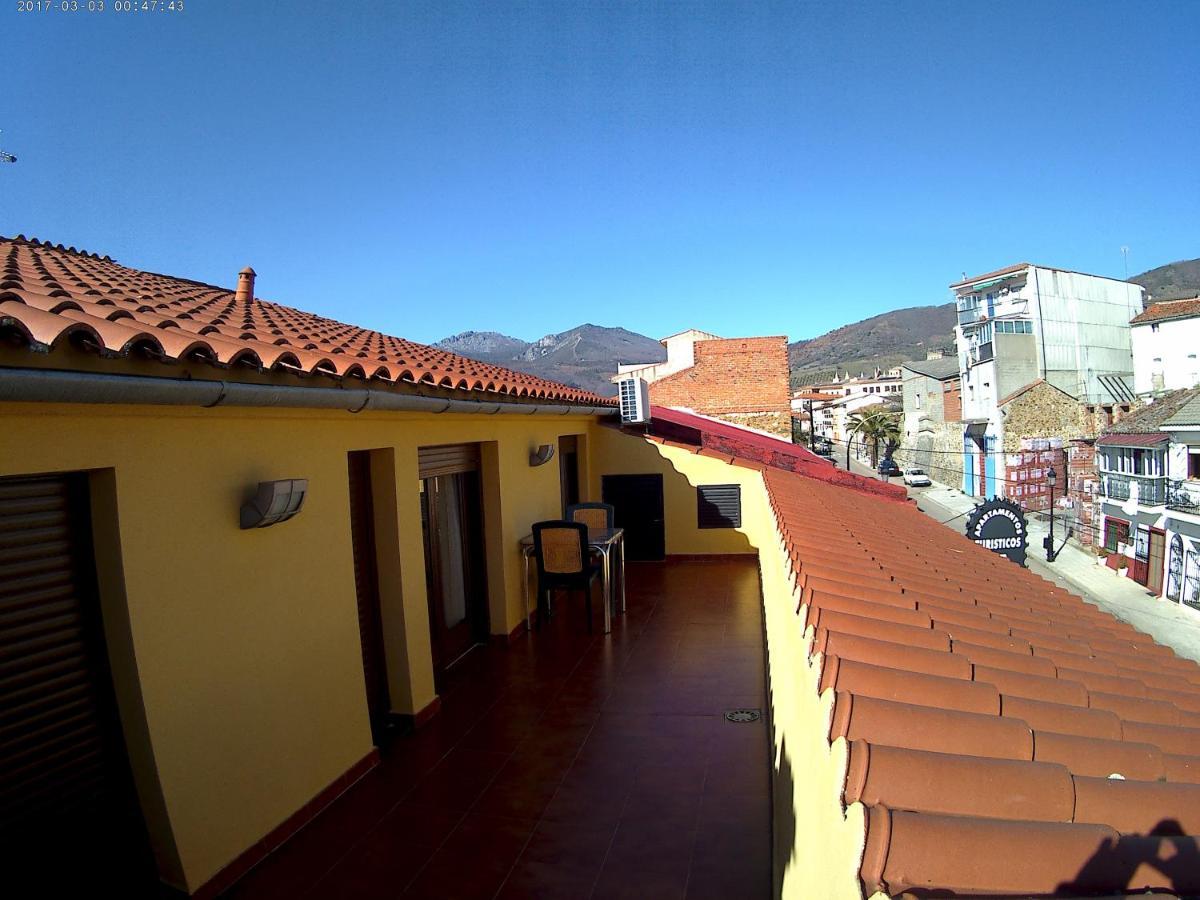 Apartamentos Turisticos Mirayuste Guadalupe  Eksteriør bilde